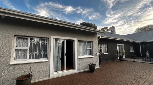 7 Bedroom Property for Sale in Waverley Free State